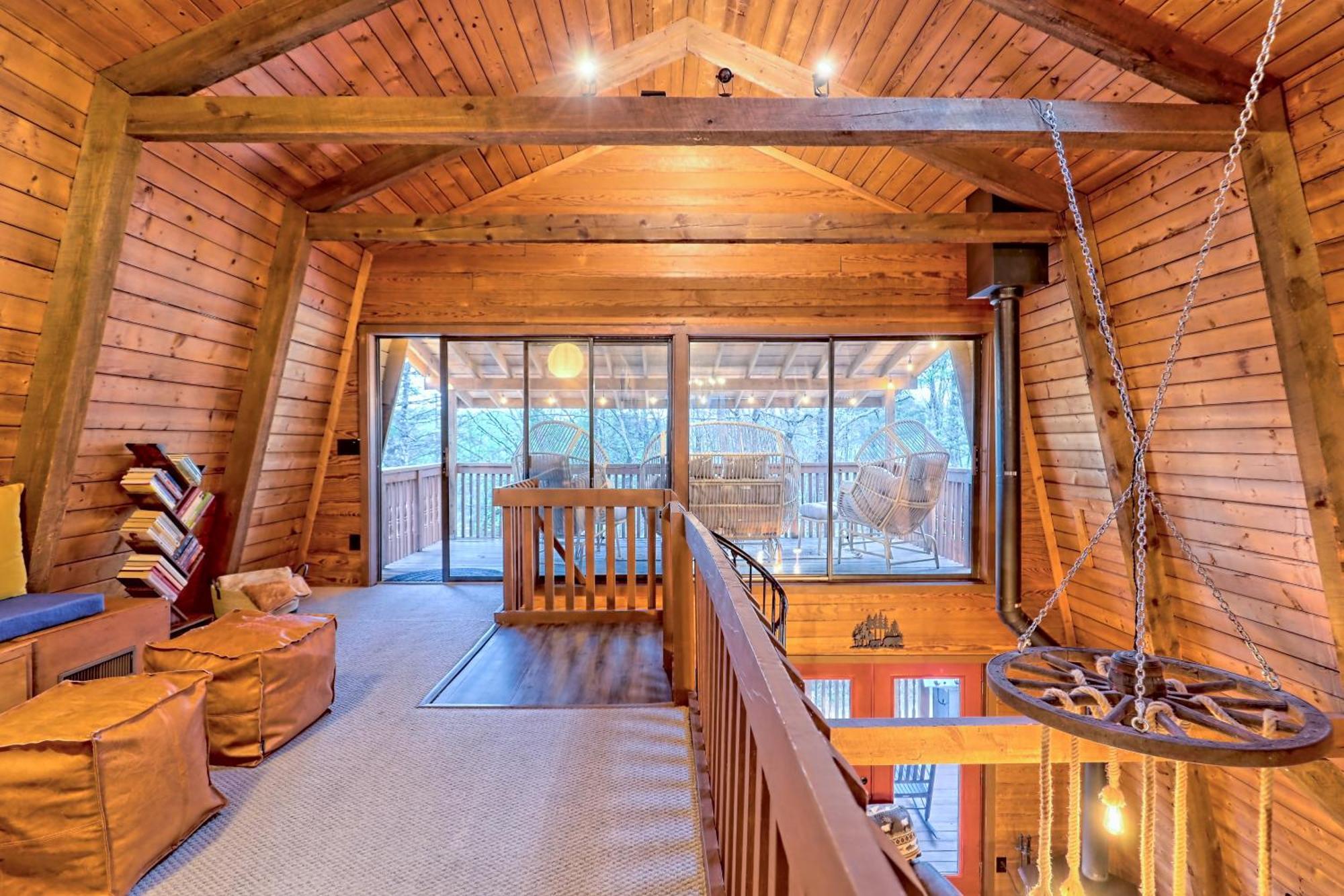 Near Downtown Helen - Hottub, Sauna, Game Room, Fire Pit Eksteriør billede